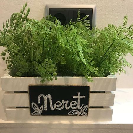 Apartament Neret II Sort Eksteriør bilde