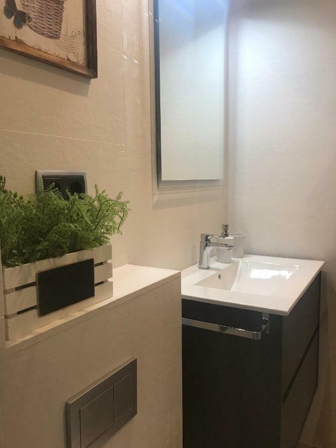 Apartament Neret II Sort Eksteriør bilde